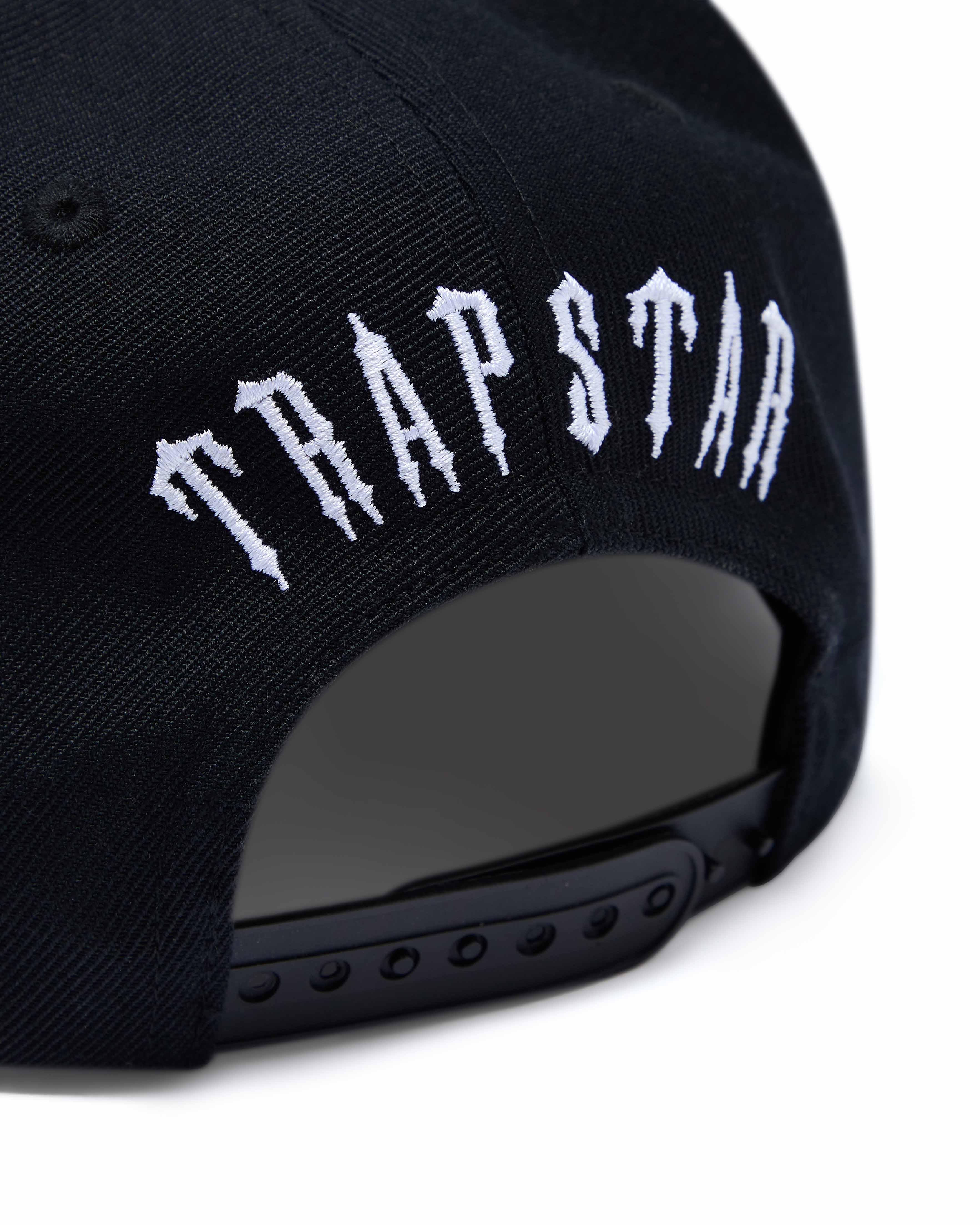 Trapstar x Ed Hardy Snapback Men's Hats Black USA | 73FKMHXBN